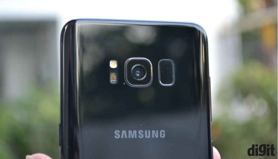 Is Samsung working on a Galaxy S8 variant with a dual-rear camera setup?