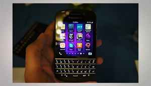 BlackBerry Q10: The First QWERTY BB10 Smartphone