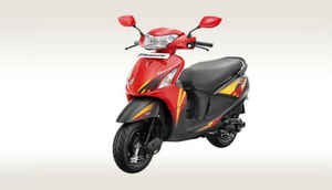 ಪೆಟಿಎಂ ಮಾಲ್ ಹೊಸ ಬ್ರಾಂಡೆಡ್ ಸ್ಮಾರ್ಟ್ಫೋನ್, ದ್ವಿಚಕ್ರ ವಾಹನ, ಬ್ಲೂಟೂತ್ ಸ್ಪೀಕರ್ ಇತರೆ ಎಲೆಕ್ಟ್ರಾನಿಕ್ ವಸ್ತುಗಳ ಮೇಲೆ ಭರ್ಜರಿ ಡಿಸ್ಕೌಂಟಿನೊಂದಿಗೆ ಕ್ಯಾಶ್ ಬ್ಯಾಕನ್ನು ಸಹ ನೀಡುತ್ತಿದೆ.