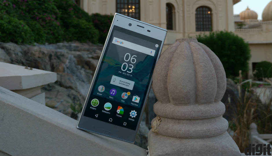 10,000 రూ  భారీ  ప్రైస్  కట్  తో Sony Xperia XZ అందుబాటు