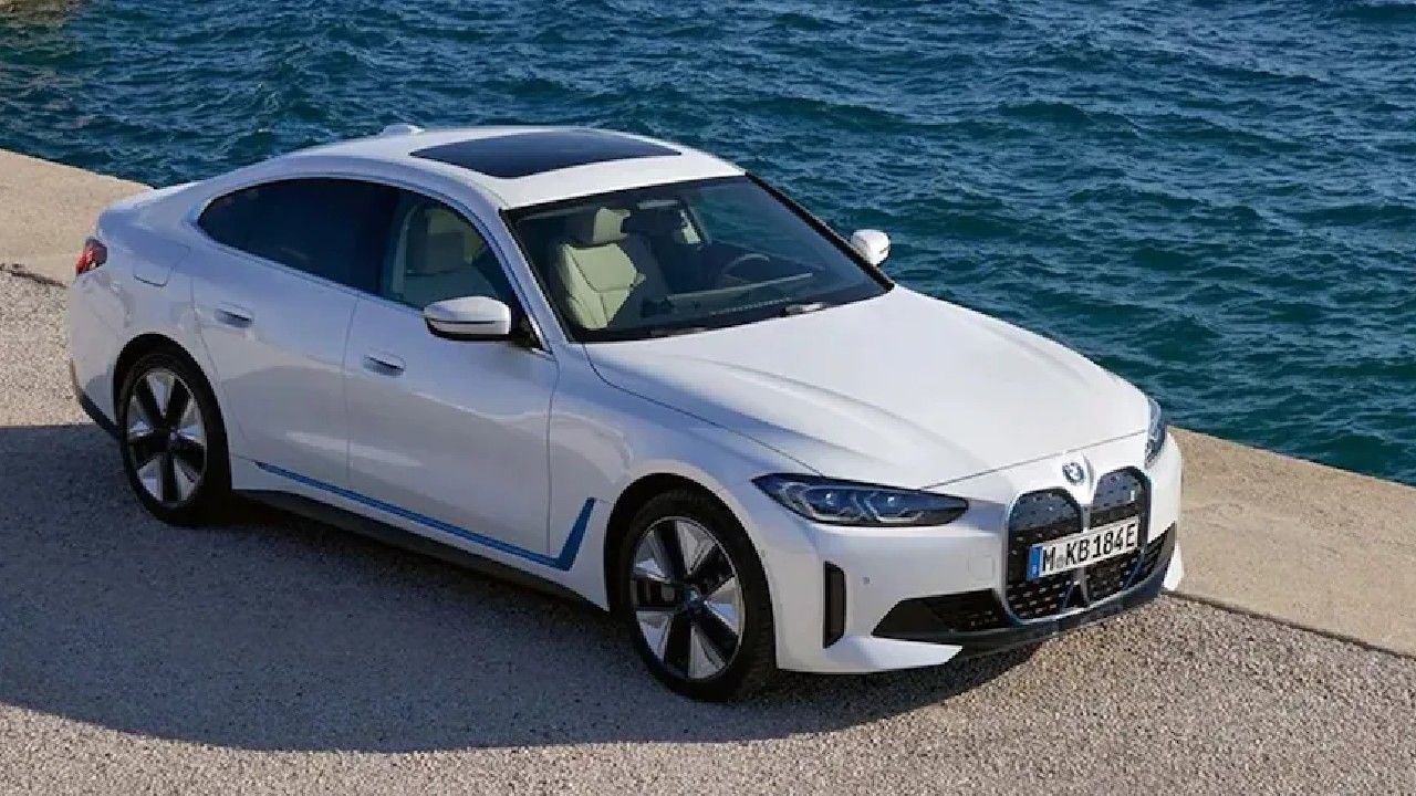 590 km ரேன்ஜ் மற்றும் 190 kmph கொண்ட  டாப் ஸ்பீட்  BMW i4 எலக்ட்ரிக் கார் இந்தியாவில் அறிமுகம்.