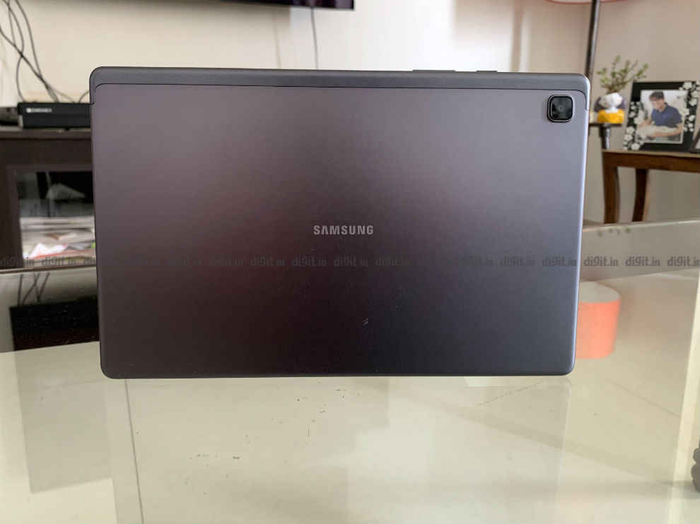 The Samsung Galaxy Tab A7 has a metal back.