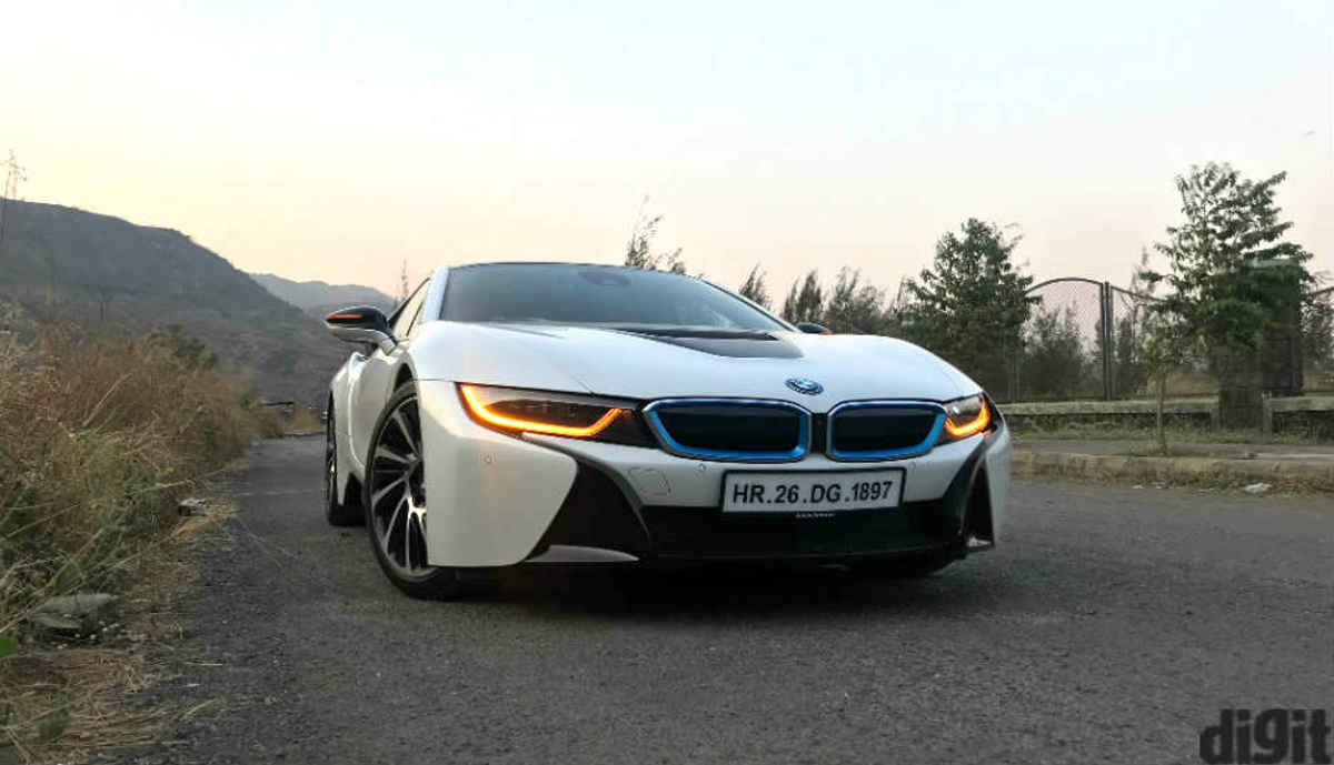 The Bmw I8 In Photos Bmw S Tech Heavy Poster Boy For The Future Digit