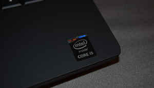 Unboxing Alienware 13 Gaming Laptop