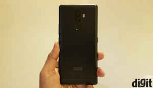 13എംപി മുൻ / പിൻ  ക്യാമെറയിൽ Lenovo K8 Note