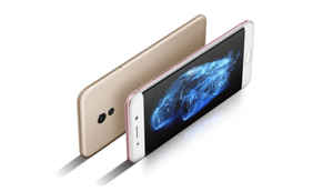 5 ഇഞ്ചിന്റെ മുകളിൽ  ഡിസ്‌പ്ലേയിൽ 2017ലെ പുറത്തിറങ്ങിയ സ്മാർട്ട് ഫോണുകൾ