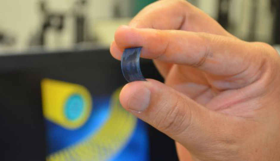 Scientists develop new battery tech that may allow phones to charge in a few seconds
