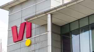 Reliance Jio, Airtel, Vodafone idea और BSNL के सबसे धांसू Recharge देखें यहाँ