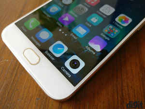 विवो V5 प्लस स्मार्टफ़ोन अब हुआ भारत में सेल के लिए उपलब्ध