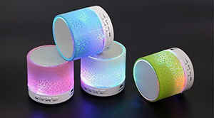 అమెజాన్  ఈ రోజు  చిన్న  హెడ్  ఫోన్  నుంచి   మరెన్నో  ప్రొడక్ట్స్  ఫై భారీ డిస్కౌంట్స్  ని అందిస్తుంది.