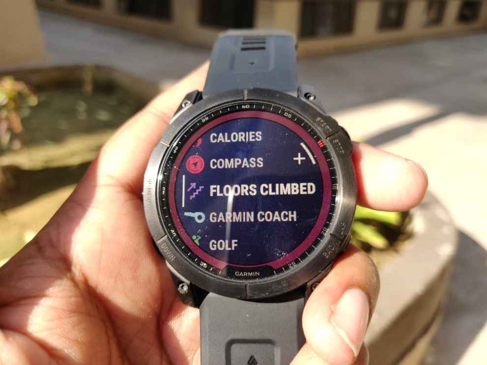 Garmin Fenix 7X Solar: Display and UI