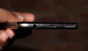 LG X स्क्रीन स्मार्टफोन को जानें इन तस्वीरों में...