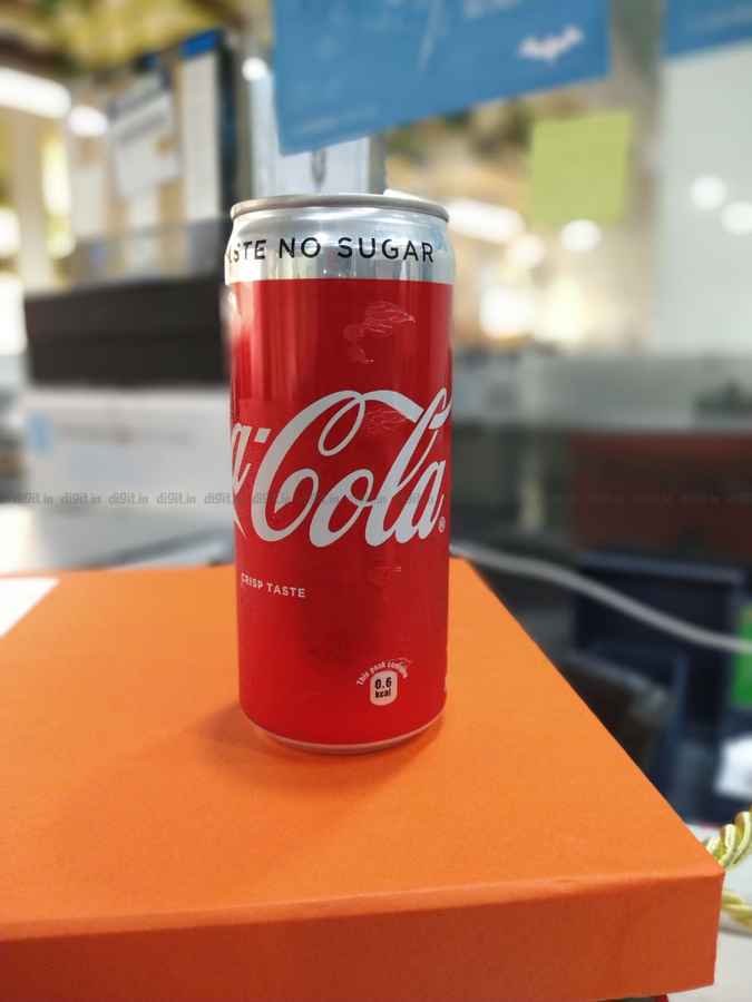 Moto G8 Plus coca cola