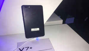 Flipkart లో ఈ స్మార్ట్  ఫోన్స్ పై స్పెషల్ ఆఫర్స్ ...