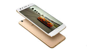 ഇന്ന്  ഫ്ലിപ്പ്കാർട്ടിൽ  ഓഫറുകളിൽ പെൻഡ്രൈവുകൾ ,bluetooth സ്പീക്കറുകൾ ,കൂടെ 8 സ്മാർട്ട് ഫോണുകളും