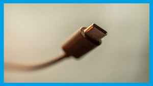 നിങ്ങൾ ഉപയോഗിക്കുന്ന ഫോൺ ചാർജർ സേഫ് ആണോ? എങ്ങനെ അറിയാം!