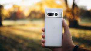 നിങ്ങൾ ഉപയോഗിക്കുന്ന ഫോൺ ചാർജർ സേഫ് ആണോ? എങ്ങനെ അറിയാം!