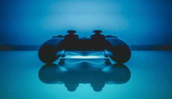 Sony DualShock controllers could feature touchscreen instead of a touchpad in the future