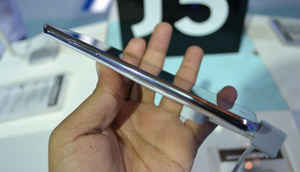 सैमसंग गैलेक्सी J5 और J7 की पहली झलक