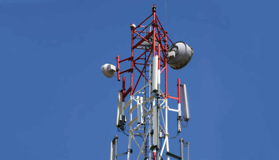 TRAI chairman to meet telecom CEOs today, discuss call drop issues