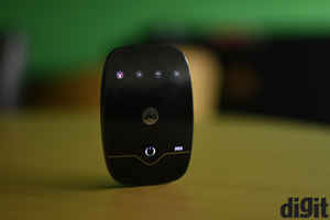 വൊഡാഫോണും ജിയോയും മത്സരിക്കുന്നു