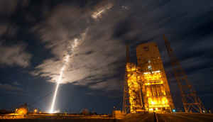 In Pictures: Delta IV Heavy's beautiful launch on a secret mission