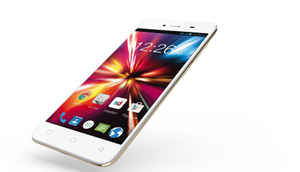 ७००० रुपयाच्या किंमतीत येणारे १० उत्कृष्ट स्मार्टफोन्स (ऑगस्ट २०१५)