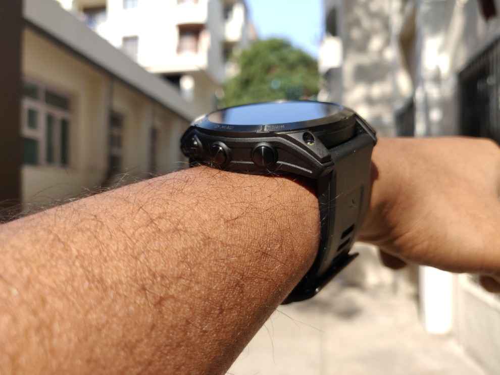 Garmin Fenix 7X Solar: Build and design