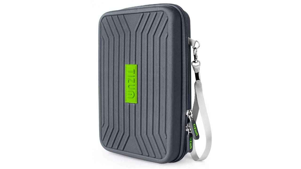 Compact carrying cases for small gadgets