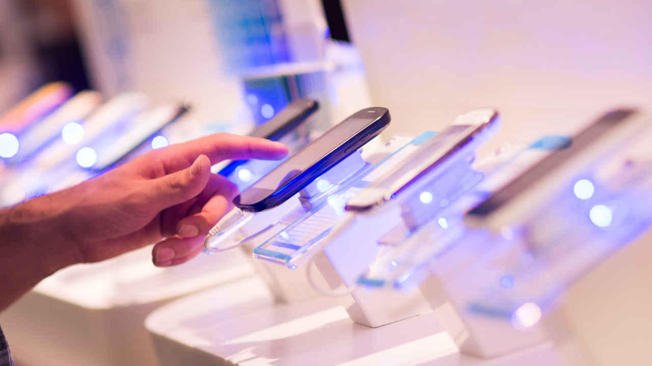 धमाकेदार प्रोसेसर और बेहतरीन कैमरा के साथ लॉन्च हो सकते हैं ये अपकमिंग फोन, देखें पूरी लिस्ट