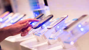 धमाकेदार प्रोसेसर और बेहतरीन कैमरा के साथ लॉन्च हो सकते हैं ये अपकमिंग फोन, देखें पूरी लिस्ट