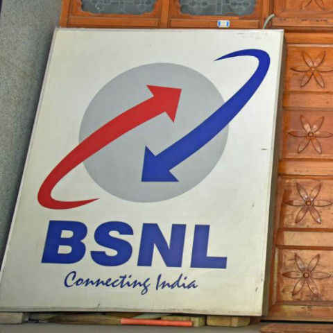 BSNL ने अपने कुछ प्रीपेड प्लान्स को किया रिवाइज, अब मिल रहा 25 गुना ज्यादा डाटा