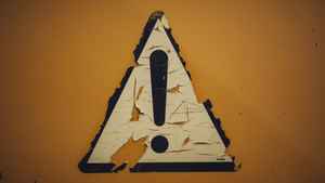 ഈ 6 കാര്യങ്ങൾ ഫോണിലുണ്ടോ? എങ്കിൽ സേഫ്റ്റി പ്രശ്നമാണ്