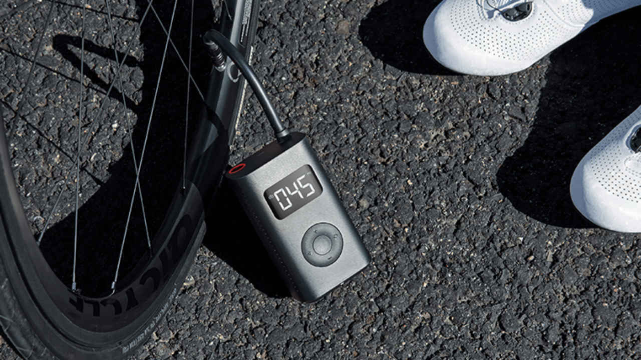 The Xiaomi Mi Portable Electric Air Compressor is a digital tire inflator that runs on battery