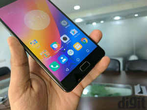 బెస్ట్  బ్యాటరీ  బ్యాక్  అప్  గల  స్మార్ట్  ఫోన్స్