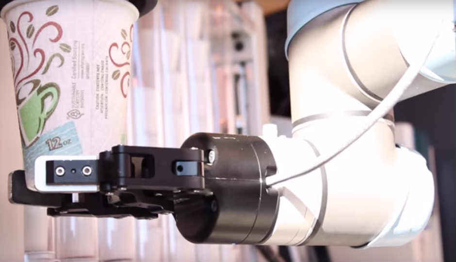 I Robot and you can too, with this bot that mimics human hands!