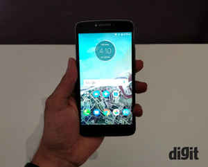 ఈ స్మార్ట్ ఫోన్స్  4000mAh  భారీ బ్యాటరీ తో జస్ట్  Rs. 10,000కే