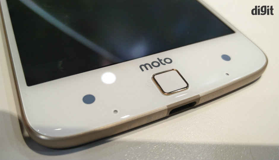 Say hello to the Moto Z and its modular friends