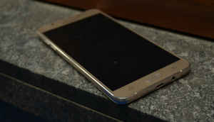 सैमसंग गैलेक्सी J5 और J7 (2016) एडिशन: जानिये कैसे हैं ये स्मार्टफोंस