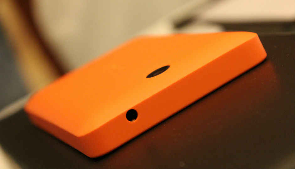 माइक्रोसॉफ्ट लुमिया 430 की पहली झलक