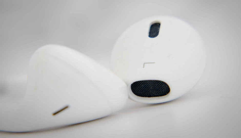 Leaked images show Apple EarPods with Lightning Connector