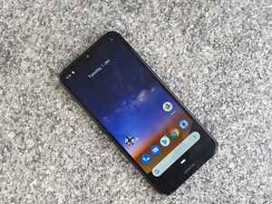 లేటెస్ట్ బడ్జెట్ స్మార్ట్ ఫోన్లలో ఇవే TOP 10 స్మార్ట్ ఫోన్లు