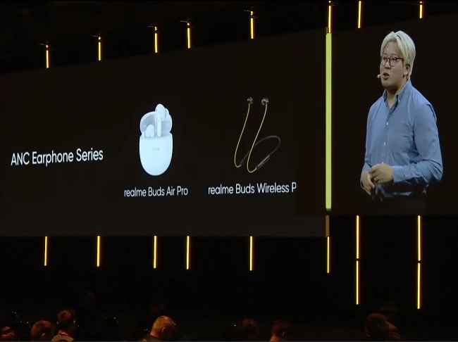 Realme ANC earphones series during IFA 2020