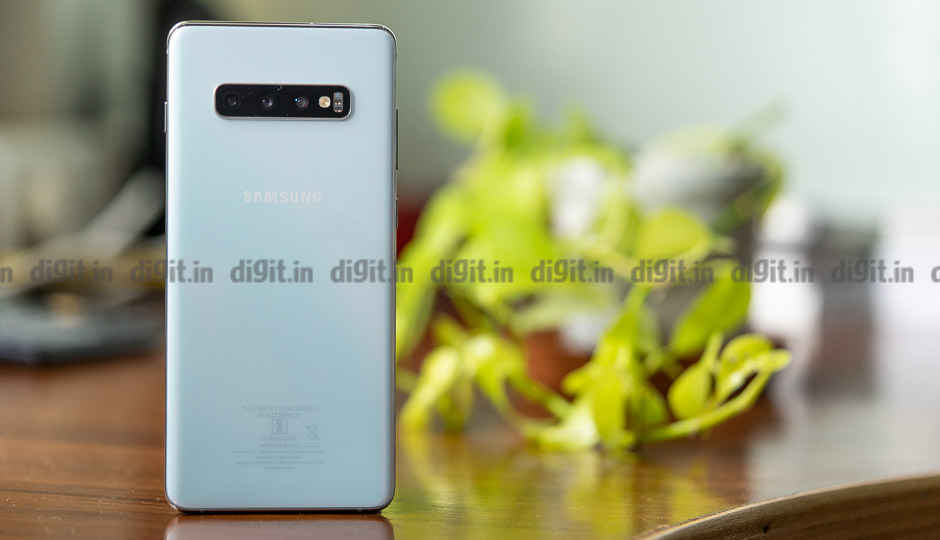 Samsung Galaxy S10+ফোনটি প্রথম সফটোয়্যার আপডেট পেল