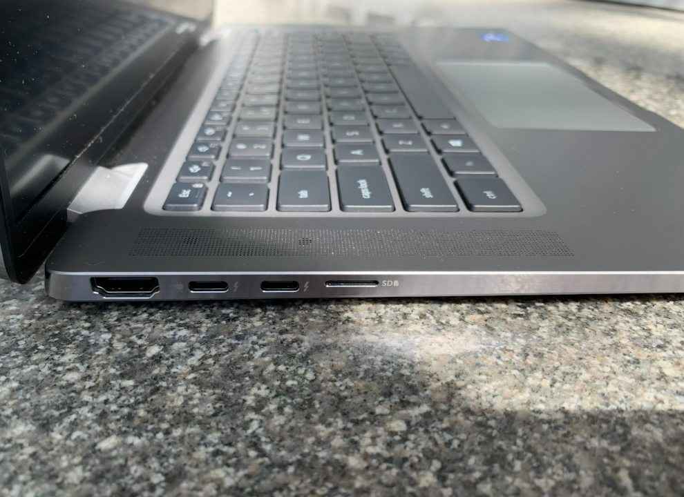 Dell Latitude 9520 Review