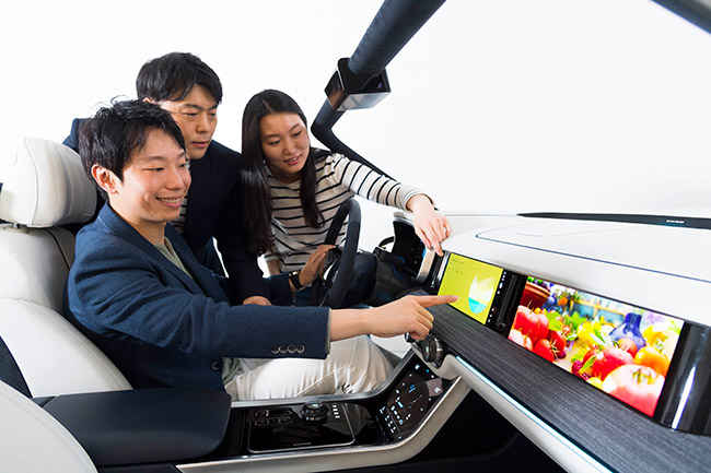 Samsung Dex will be integrated into the connected cockpit