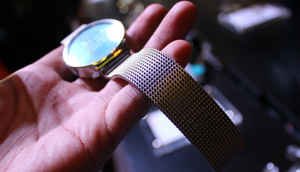 Huawei Talkband B2, Huawei Watch W1: First Look