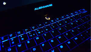 Unboxing Alienware 13 Gaming Laptop