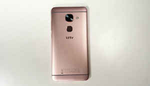 भारतात लाँच झालेले आणि लाँच होण्याच्या मार्गावर असलेल आकर्षक स्मार्टफोन्स…