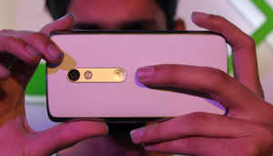 మోటోరోలా మోటో X Play : Indepth పిక్స్